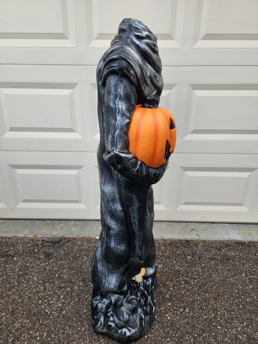 Headless Halloween XL LightupStatue with Orange Pumpkin - Black Finish 50
